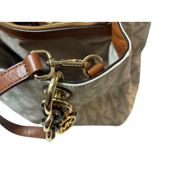 Michael Michael Kors Cynthia Logo Medium Satchel w/COA and dust bag - Picture 7 of 10